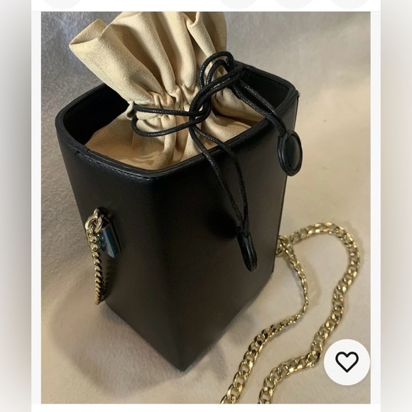 Clee Leather Drawstring  Chain Link Crossbody Bucket Bag Black Tan Womens Purse - Picture 1 of 14